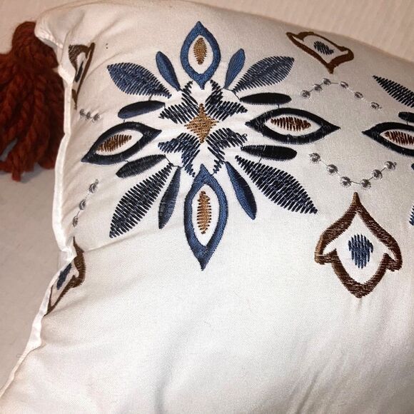 Decorative Accent Pillow Floral Embroidery with Tassels Rectangular 12 x 18 in - Picture 3 of 7